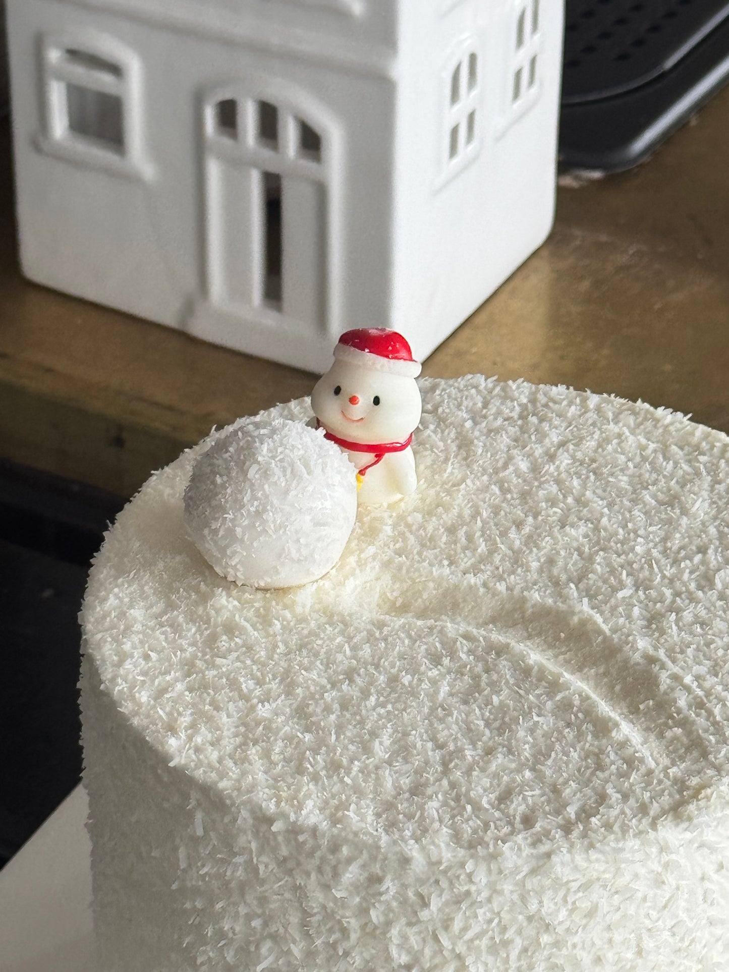 Little Snowman’s Snowball