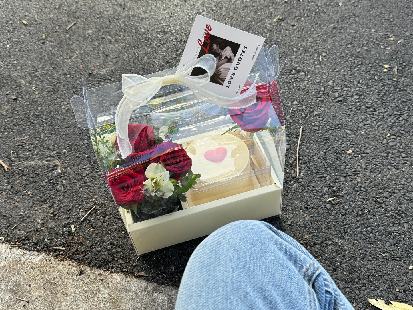 Red Rose Cake Gift Box (4-inch Cake)( Small )