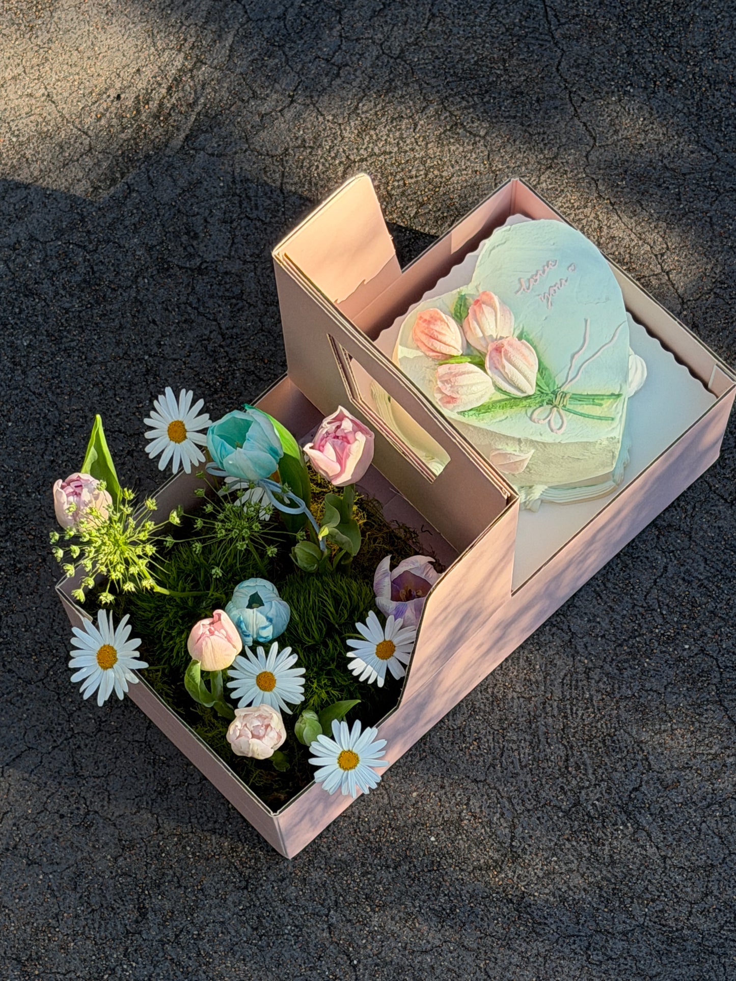 Floral Cake Gift Box (5-inch Cake) (Large)