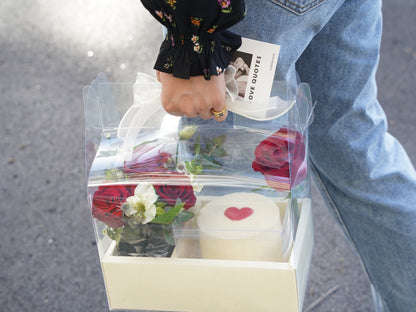 Red Rose Cake Gift Box (4-inch Cake)（ Small )